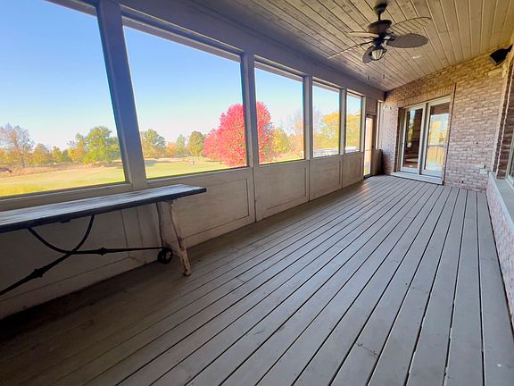 4th image of 1519 Bull Valley Dr