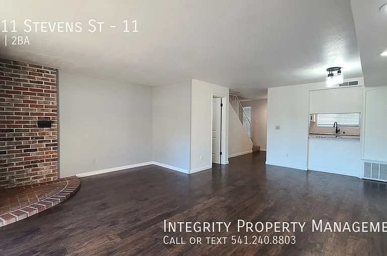 1111 Stevens St #11 — Photo 4
