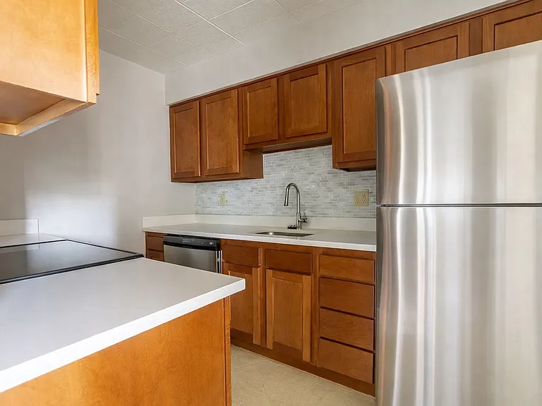 Stainless Steel Kitchen 2B/2B