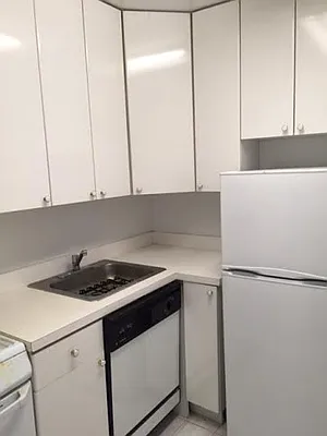 Rented by Carlyle Property Management | media 11