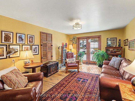 4th image of 88 Pinhey St