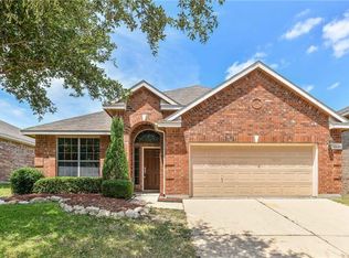 10624 Bluestone Rd, Fort Worth, TX 76108