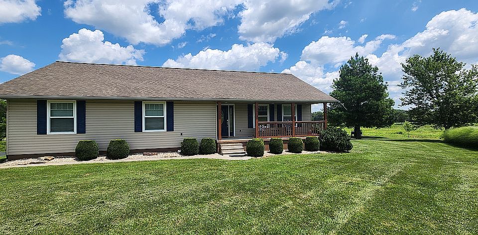 1st image of 195 Cunningham Ln