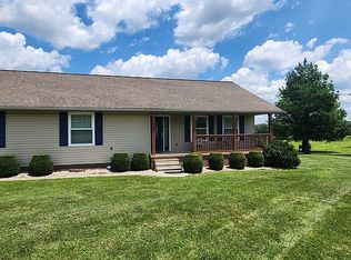 195 Cunningham Ln, Anna, IL 62906