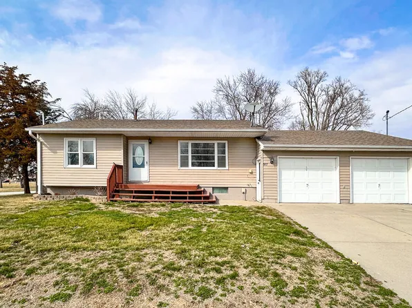 917 W Michigan St, Missouri Valley, IA 51555