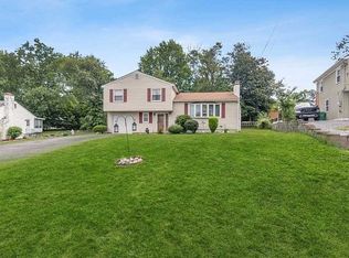20 Cindy Ln, Wappingers Falls, NY 12590