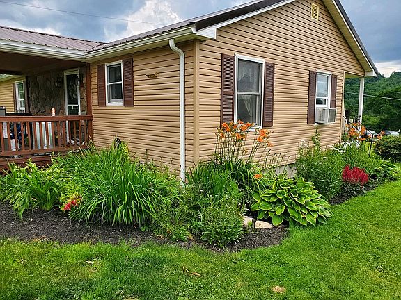 2nd image of 9770 Underwood Ln
