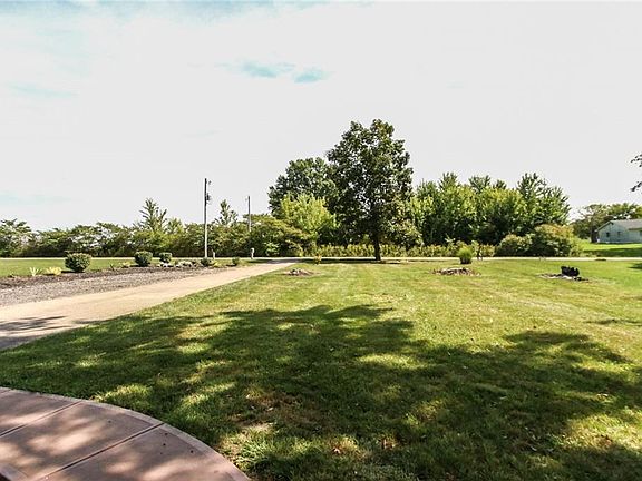 3rd image of 7612 S County Road 300 W
