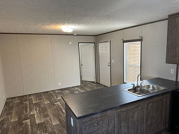 4th image of 73 Pebble Dr Lot 2