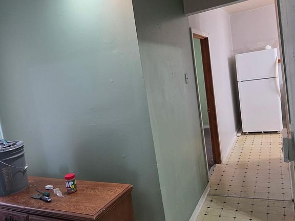 2nd image of 410 W Lapeer St #1