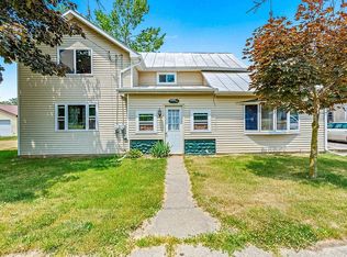 1064 State Line Rd, Montgomery, MI 49255