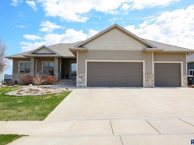 2200 S Firestone Ln, Sioux Falls, SD, 57110
