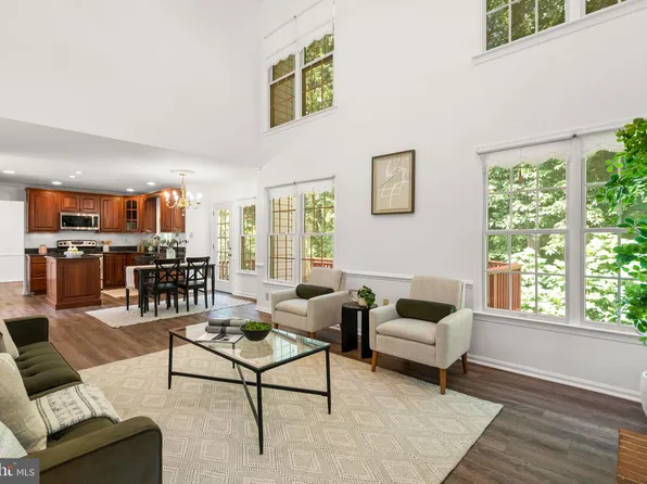 2419 Pimpernel Dr, Waldorf, MD 20603