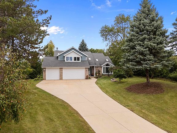 3rd image of W247S6795 Sugar Maple Dr