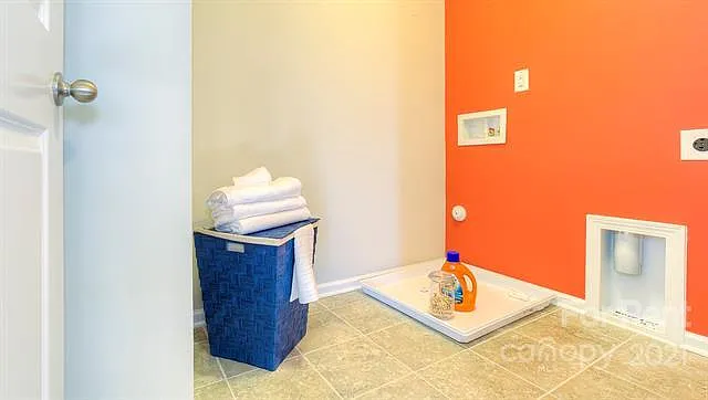 1120 Walbury Hill Rd — Photo 11