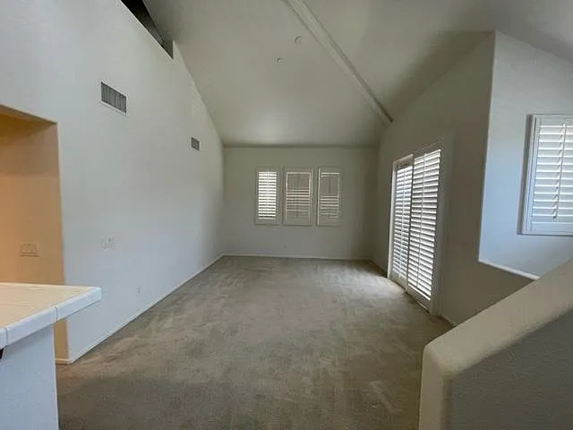 Living room - 3984 Polk St