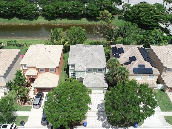 2nd image of 1184 Oakwater Dr