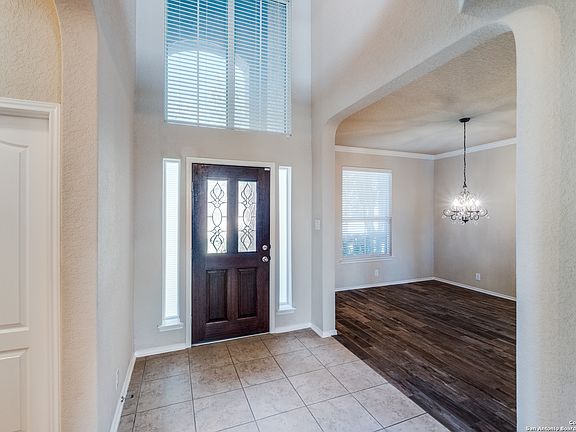 4th image of 5822 Holbrook Way