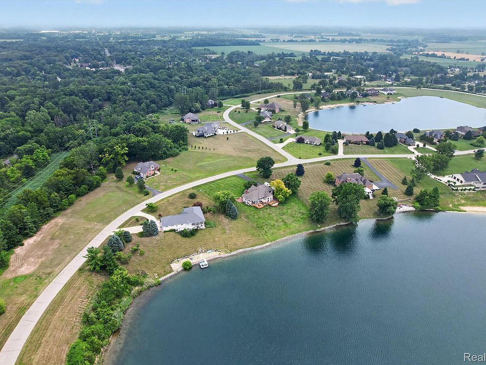 1st image of 9041 Mirage Lake Dr