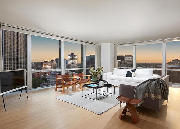 3rd image of 340 W Diversey Pkwy #1515-1517
