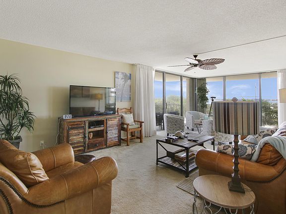 4th image of 5480 N Ocean Dr APT B1c