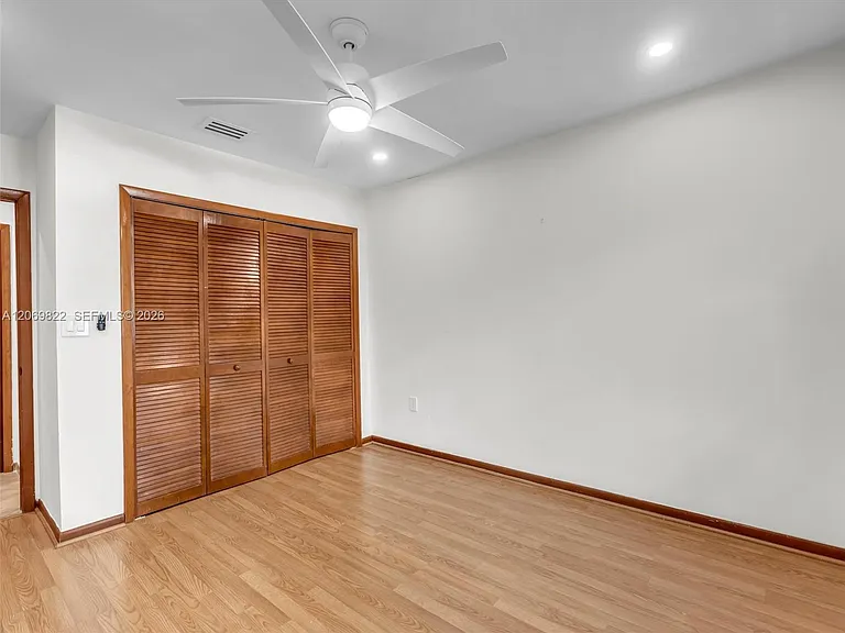 7457 SW 112th Pl — Photo 32