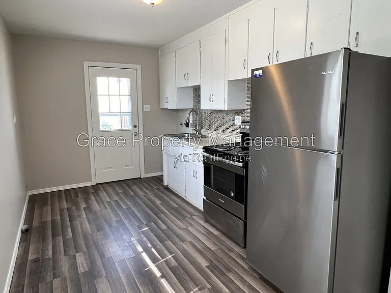 7691 Leyden Ln — Photo 3