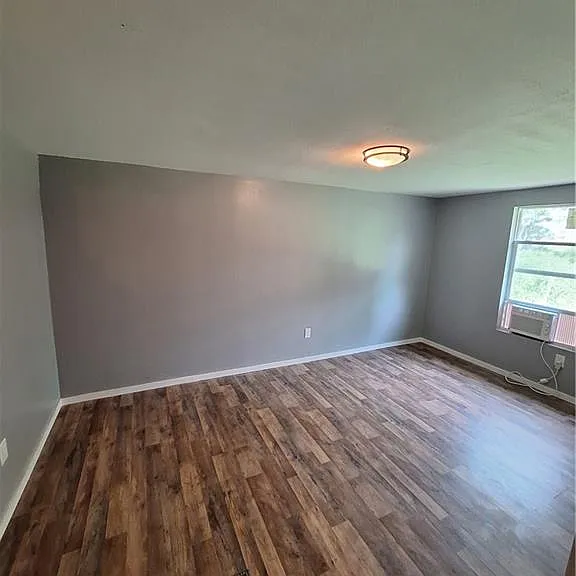 234 Jaime St — Photo 8
