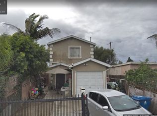 10751 S Mona Blvd, Los Angeles, CA 90059