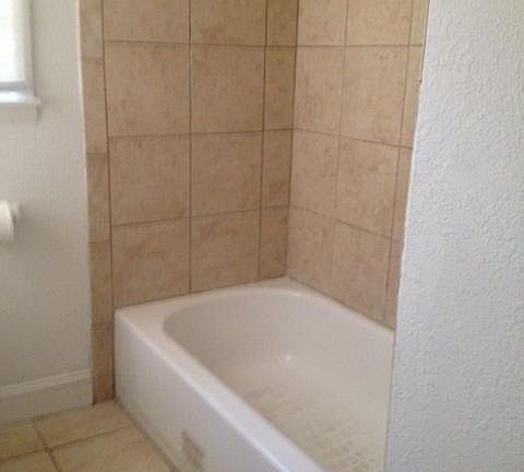5th image of 7721 Cecelia Dr
