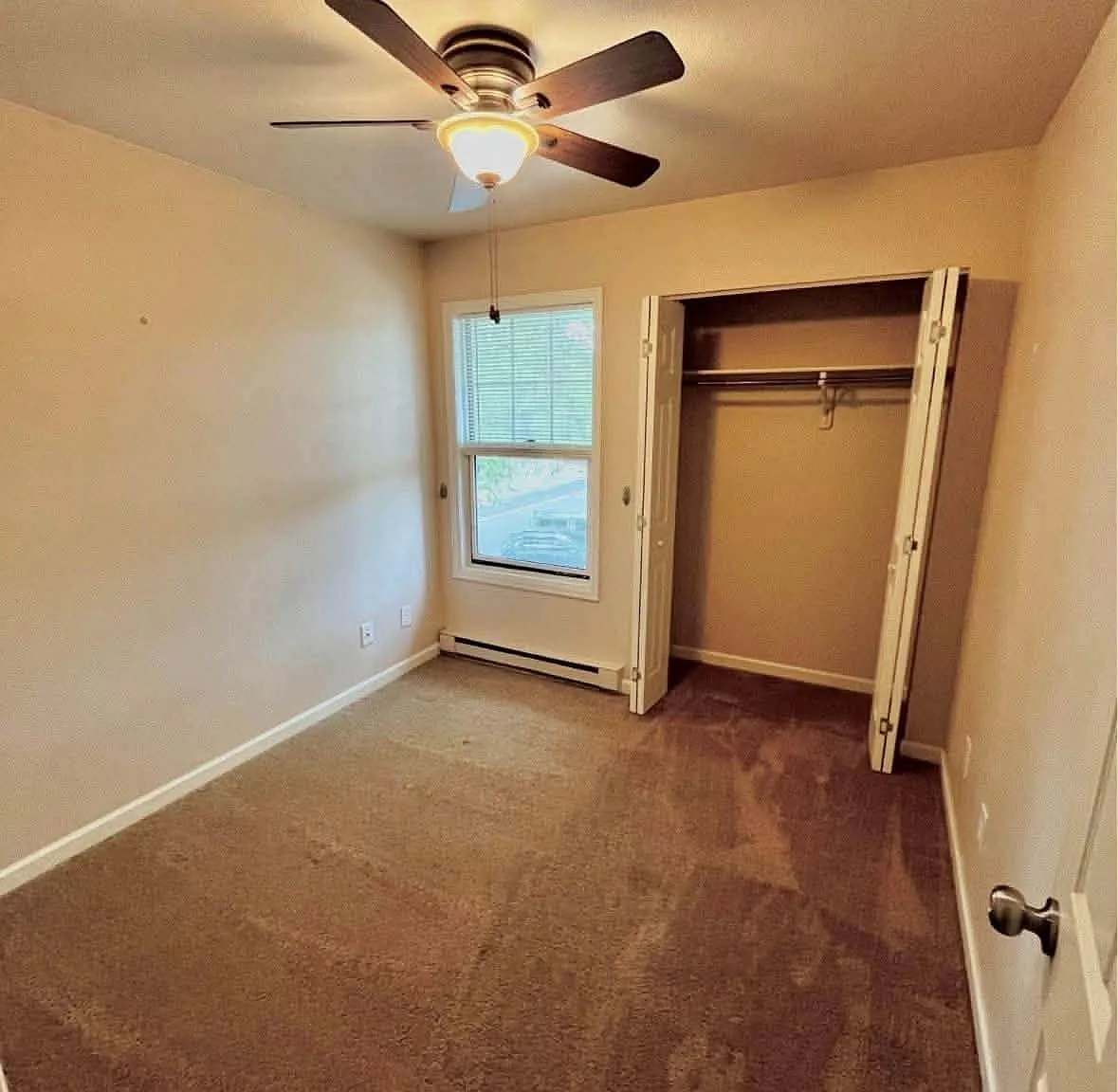 3 bed, 2.5 bath, 534 sqft, $850 — Photo 1
