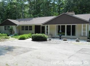 922 Woodland Rd, Kohler, WI 53044