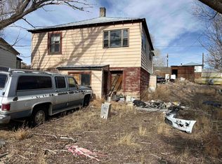 150 B St, Superior, WY 82945