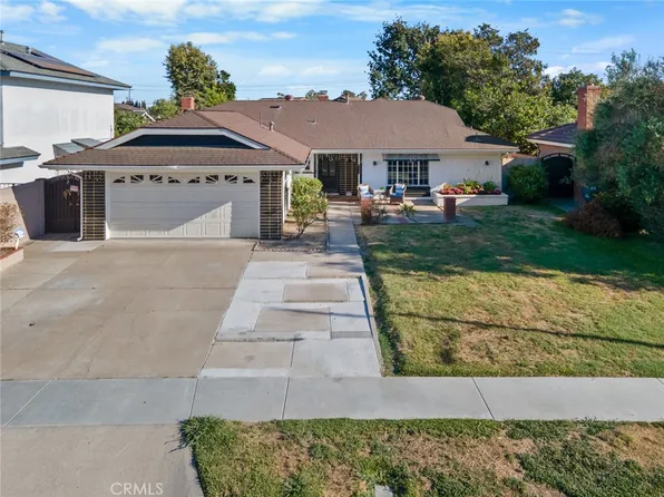 9446 Gardenia Ave, Fountain Valley, CA 92708