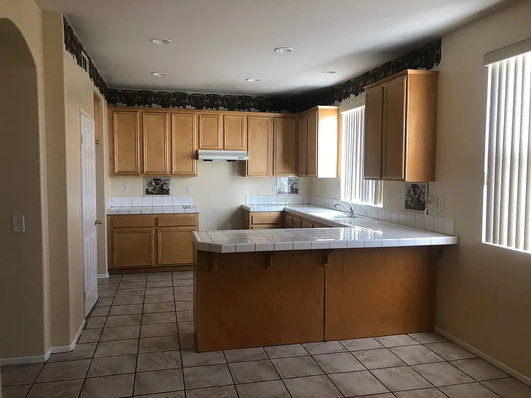 26102 Blazer Ct — Photo 4