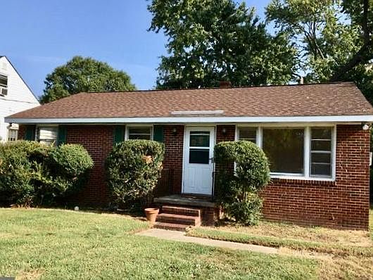 1st image of 133 Hillcrest Dr