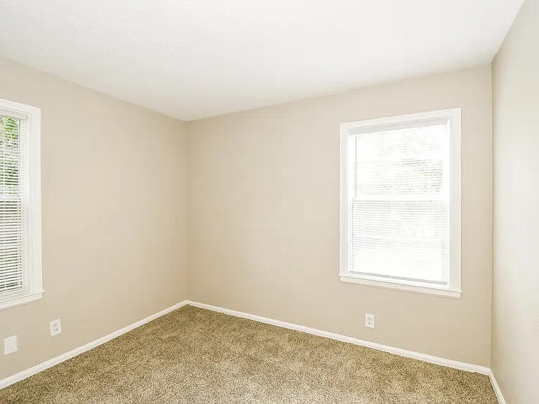 1031 Bunker Hill Blvd — Photo 11