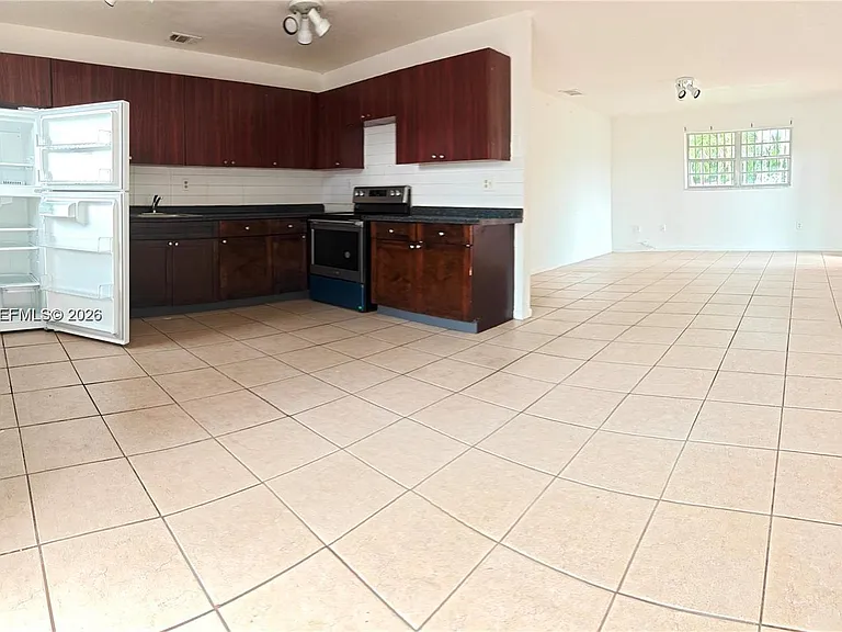 2175 NW 104th St #2 — Photo 1