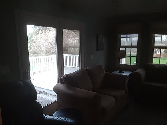 4th image of 512 Wedgewood Pl
