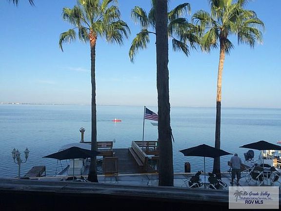 5th image of 3113 Laguna Blvd #119