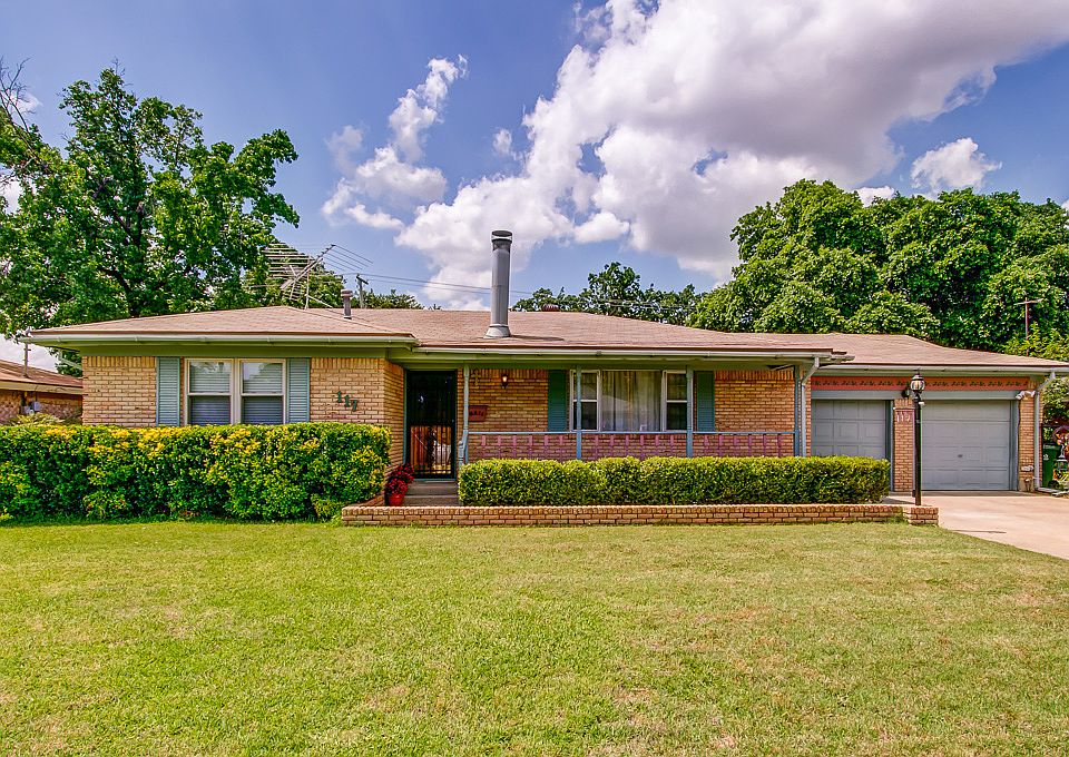 1st image of 117 W Cheryl Ave