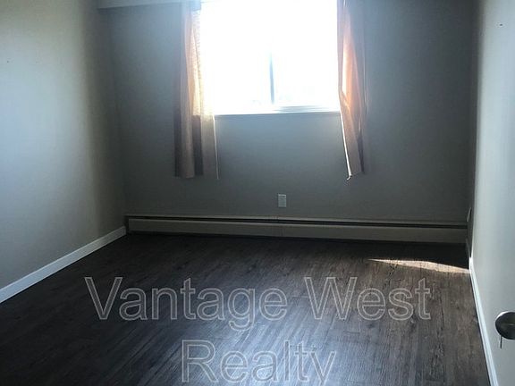 5th image of 235 Husch Rd #306