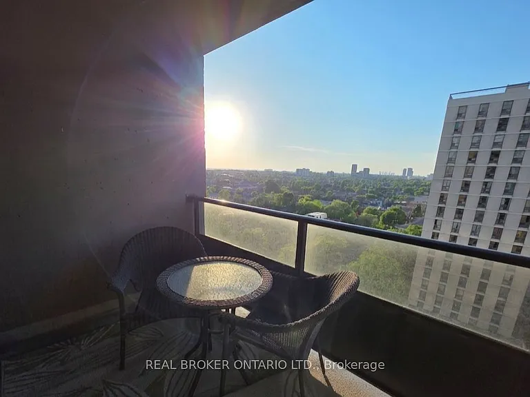 135 Marlee Ave #1504 — Photo 4
