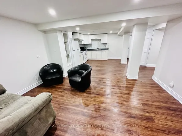 16 Shale Dr #Basement, Ajax, ON L1T 3V9