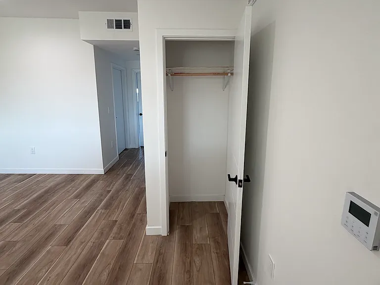 10934 Peach Grove St #201 — Photo 12