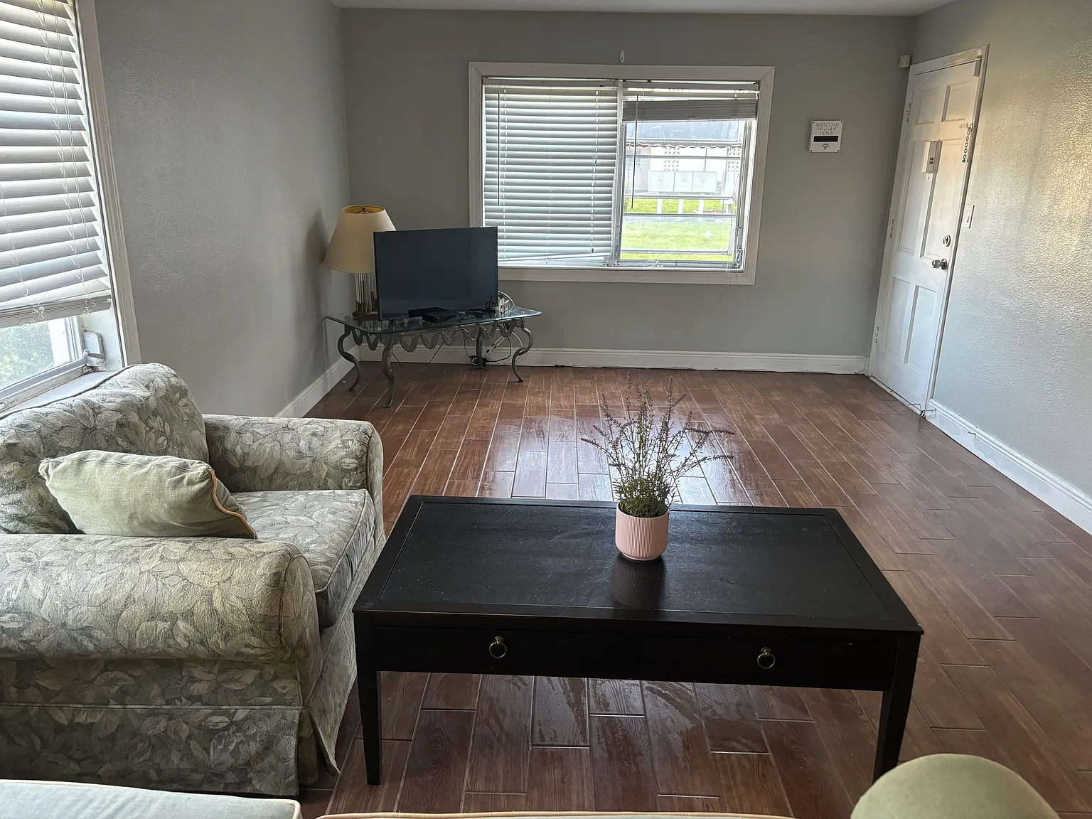 2 bed, 1225 sqft, $1,700 — Photo 4