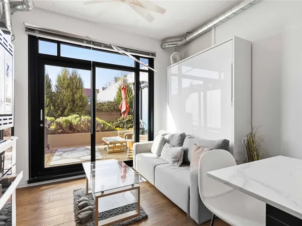 1029 View St #330, Victoria, BC V8V 0C9