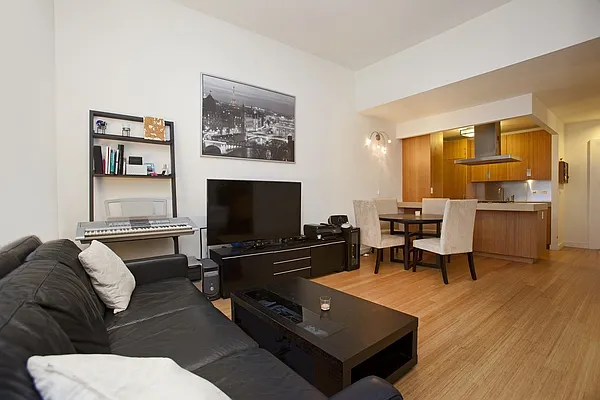 Rented by Keller Williams NYC | media 18