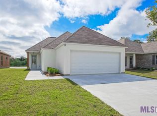 7734 Amite Springs Dr, Denham Springs, LA 70706