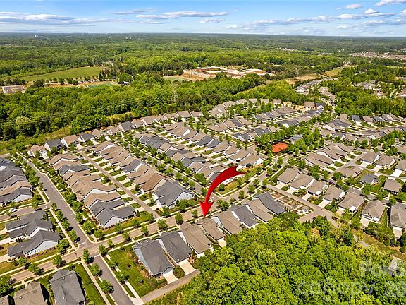 5th image of 11516 Dublin Crescent Rd
